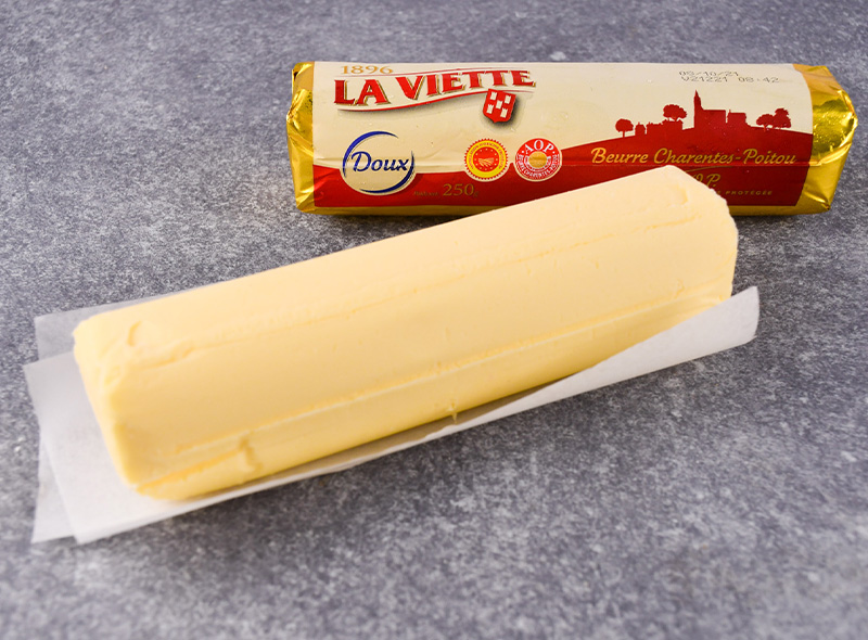 La fromagerie Beurre doux AOP Charentes-Poitou la viette 250g